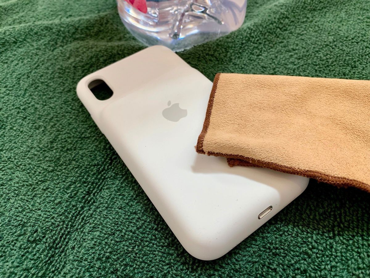 How to Clean a Leather Phone Case: A Complete Step-by-Step Guide
