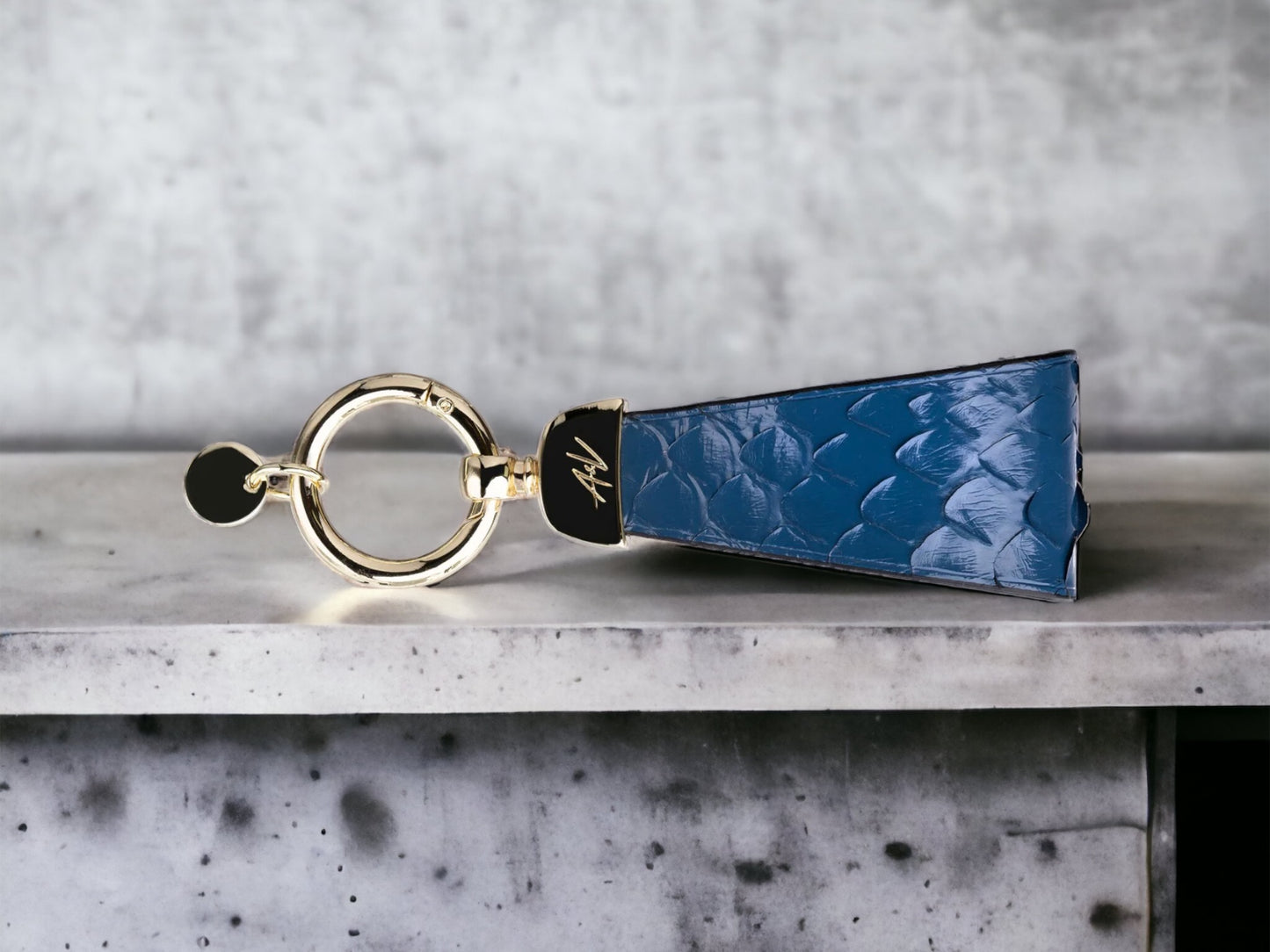 KEYCHAIN MOON CHAMPION COBALT