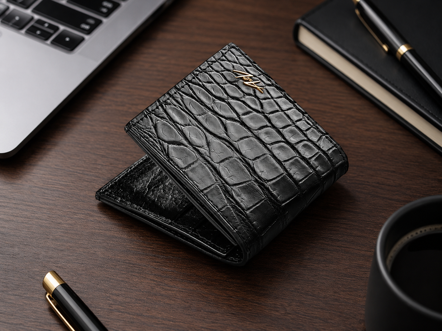 Do Leather Wallets Stretch? What’s Normal, What’s Not, and What to Do