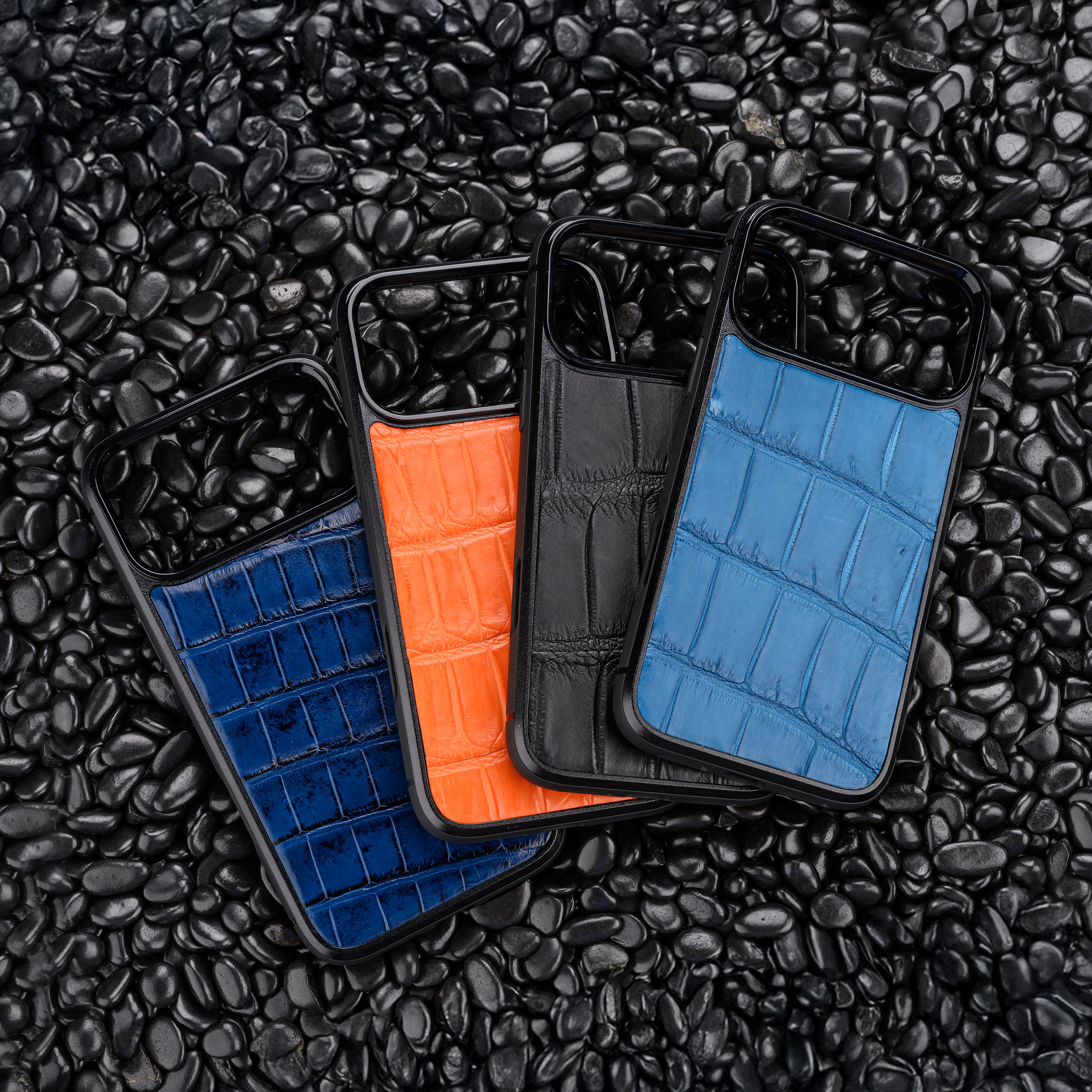 IPHONE 17 CASES
