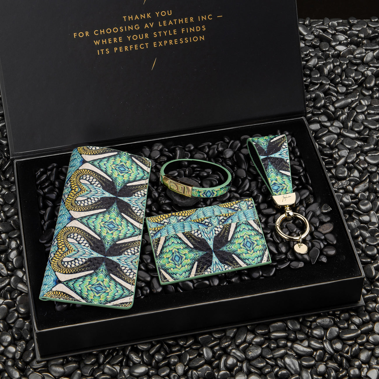 Python Gift Set buy with delivery - A&V