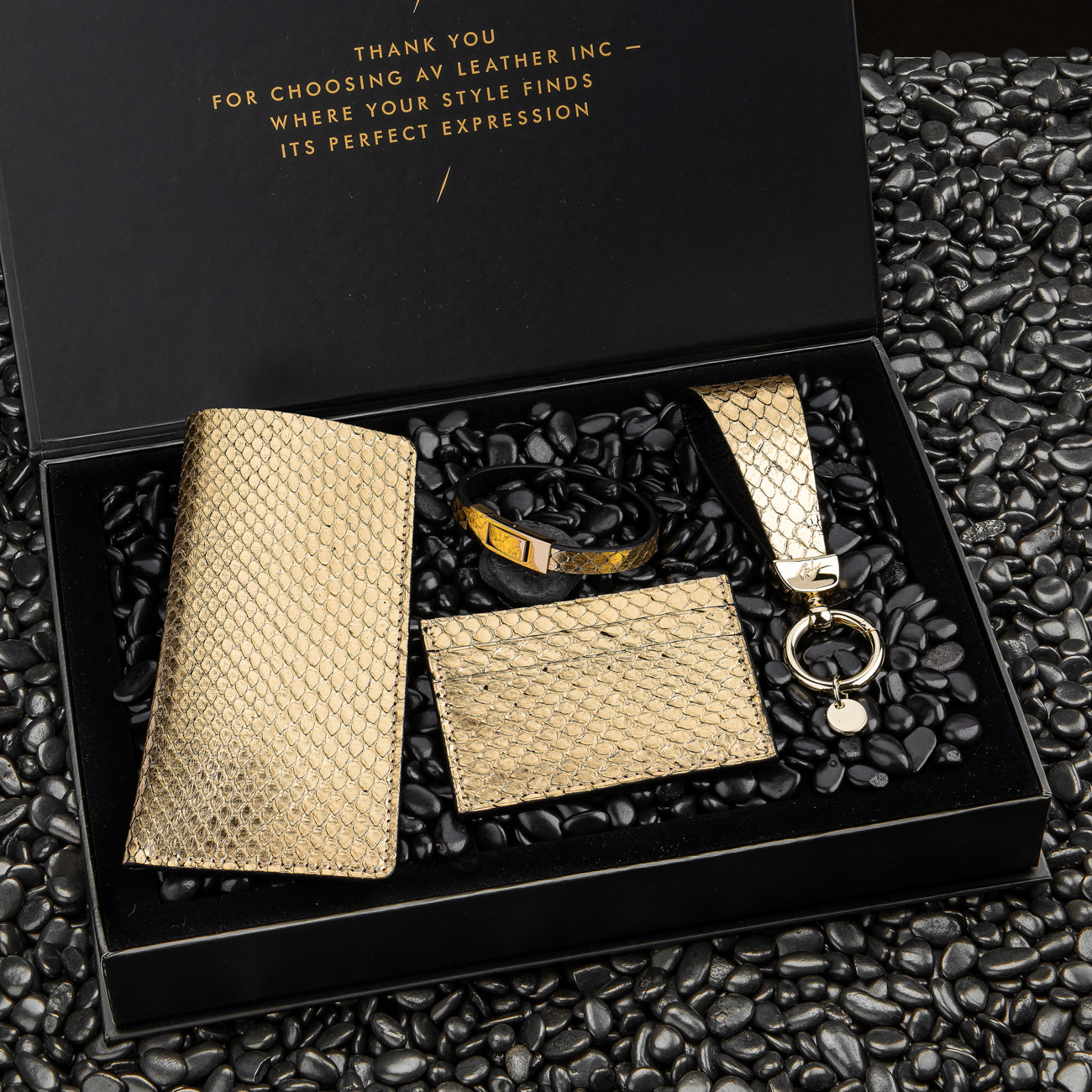 Python Gift Set buy with delivery - A&V