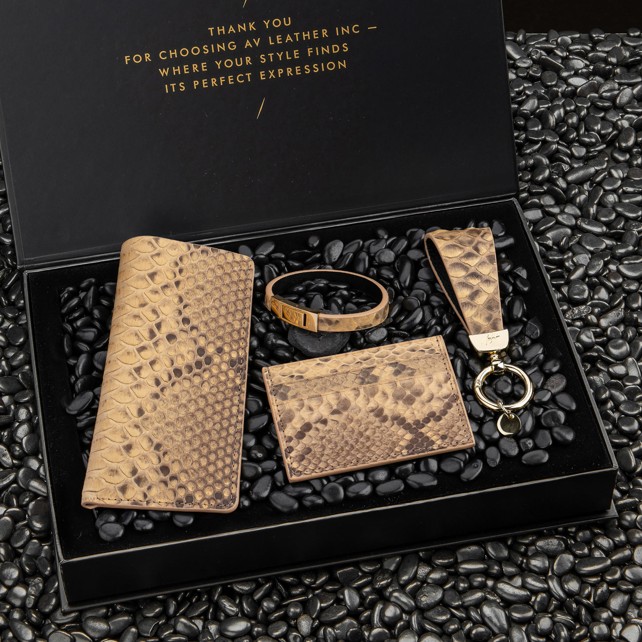 Python Gift Set buy with delivery - A&V