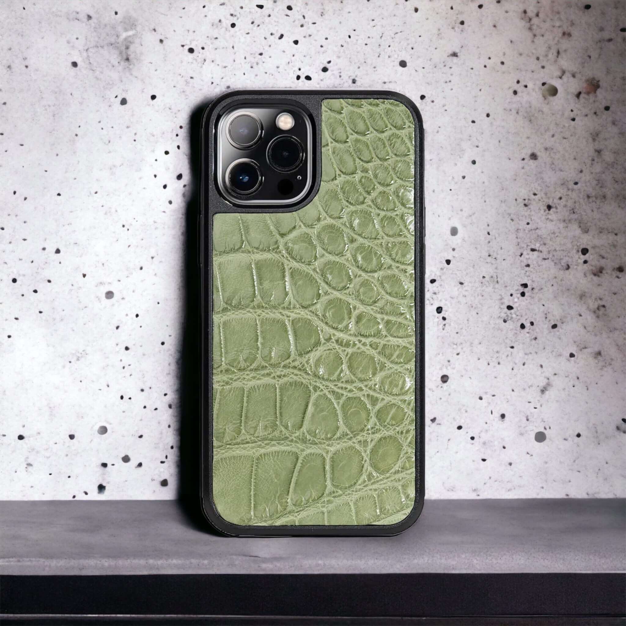 Classic Case For iPhone 12 Pro Max in Alligator