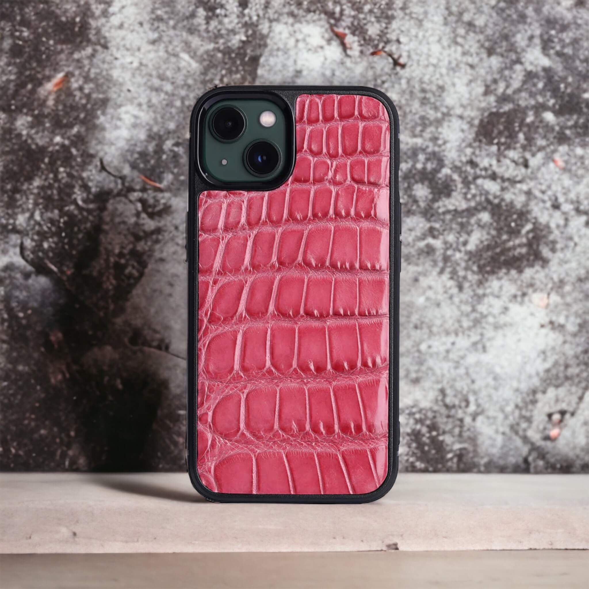 Classic Case For iPhone 13 in Alligator