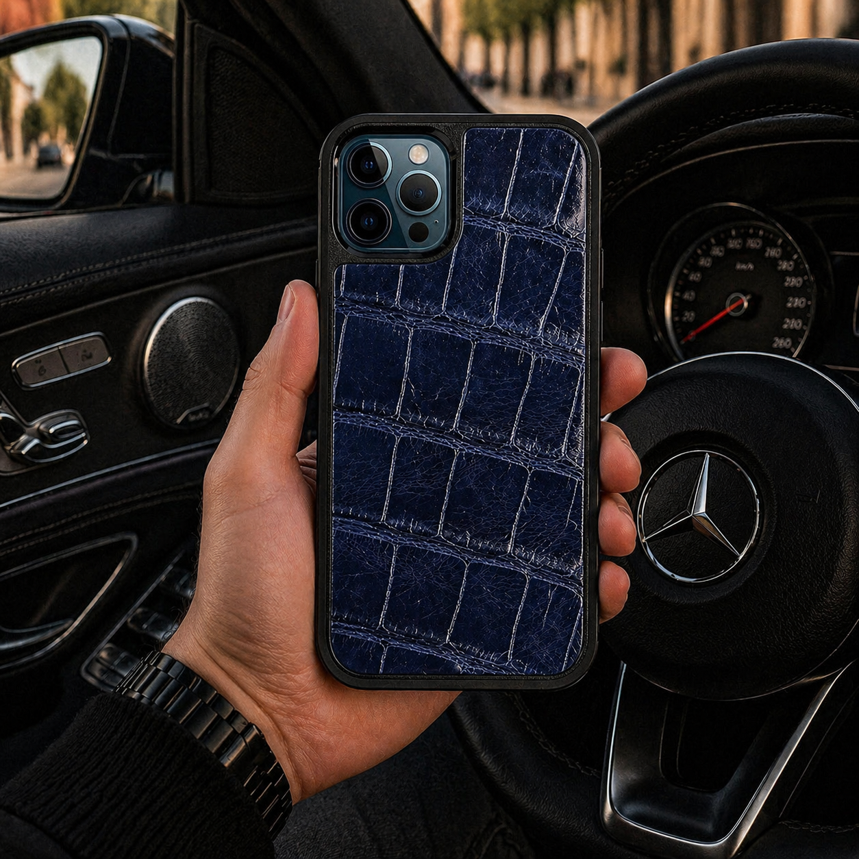 Classic Case For iPhone 12 Pro & 12 in Alligator