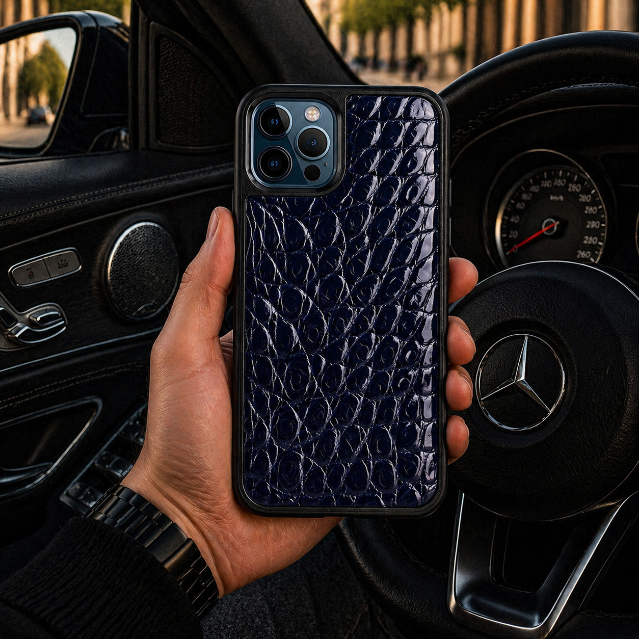 Classic Case For iPhone 12 Pro & 12 in Alligator